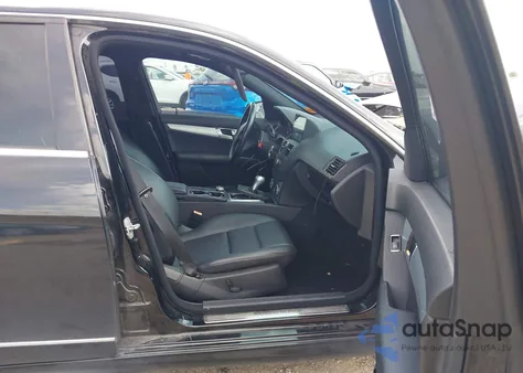 2009 Mercedes-Benz C 300 Sport from USA, damaged, VIN WDDGF54X79R064584